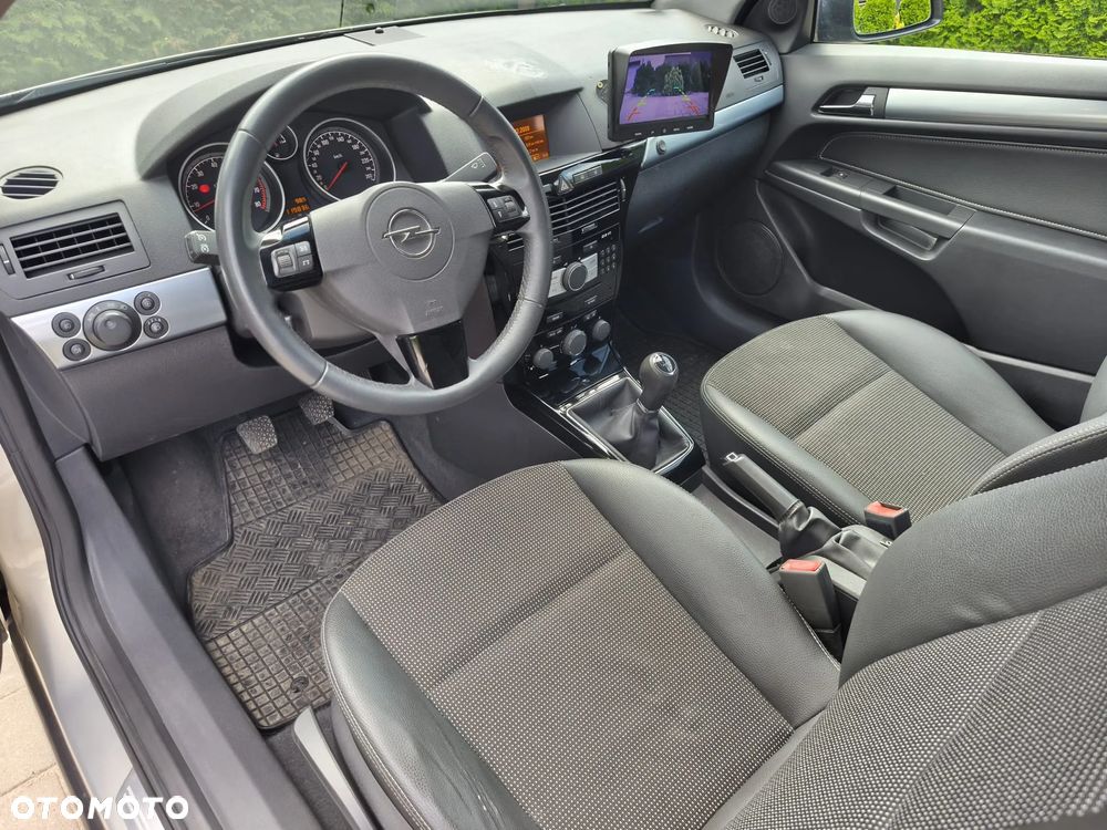 Opel Astra 1.8 Cosmo - 9