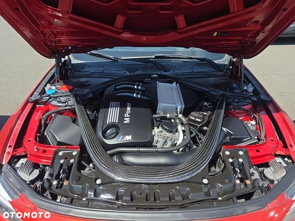 BMW M4 DKG - 13