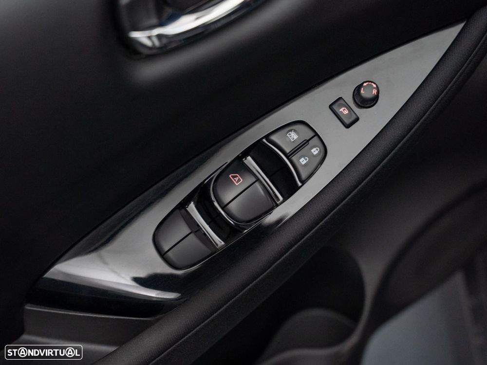 Nissan Leaf N-Connecta - 17