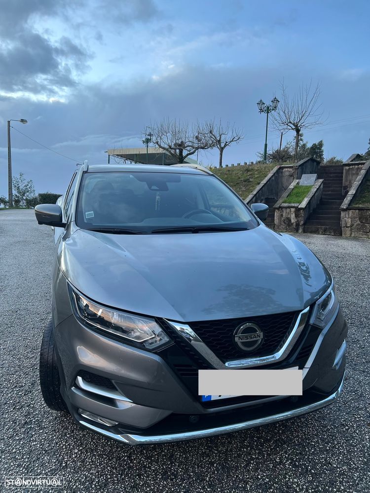 Nissan Qashqai 1.3 DIG-T N-Connecta J18 - 1