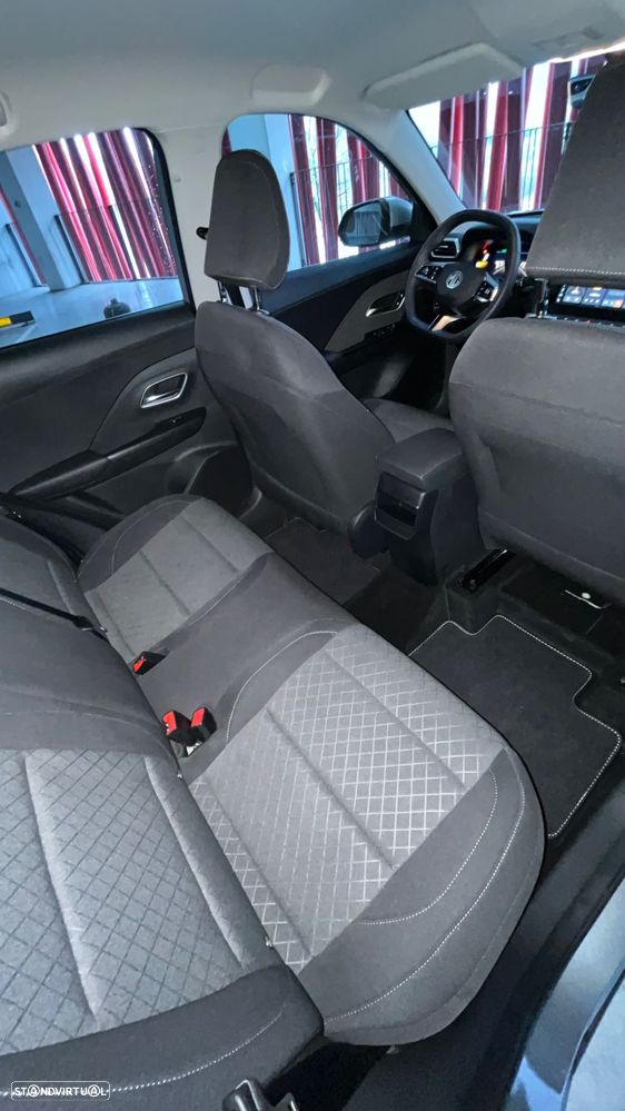 MG ZS 1.5L Comfort - 12