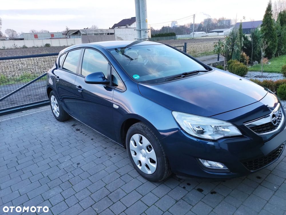 Opel Astra - 4