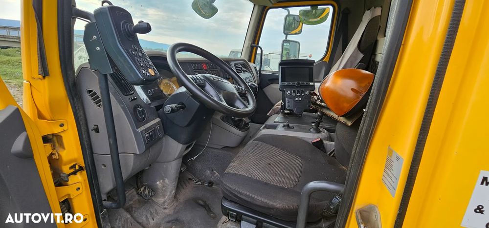 Mătură stradală DAF LF 220 - 7