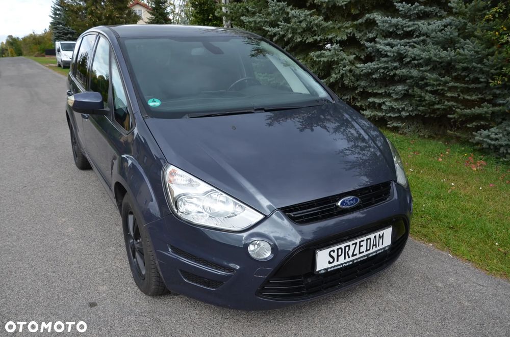 Ford S-Max 2.0 TDCi DPF Titanium - 13