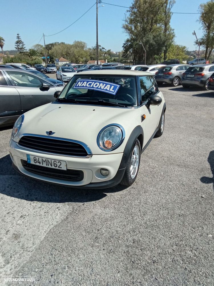 MINI 3 Portas One 1.6 - 21