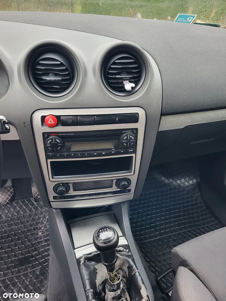 Seat Ibiza 1.4 16V 100 Sport - 8