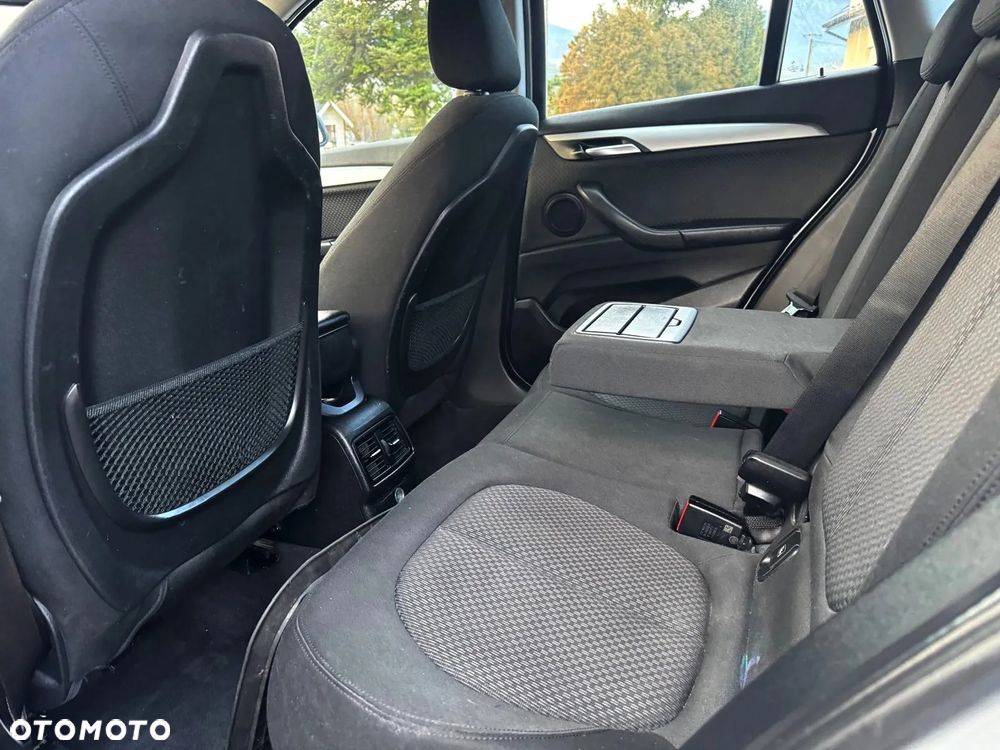 BMW X1 xDrive18d Sport Line - 10