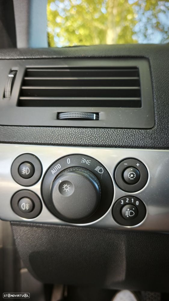 Opel Astra 1.7 CDTi Cosmo - 16