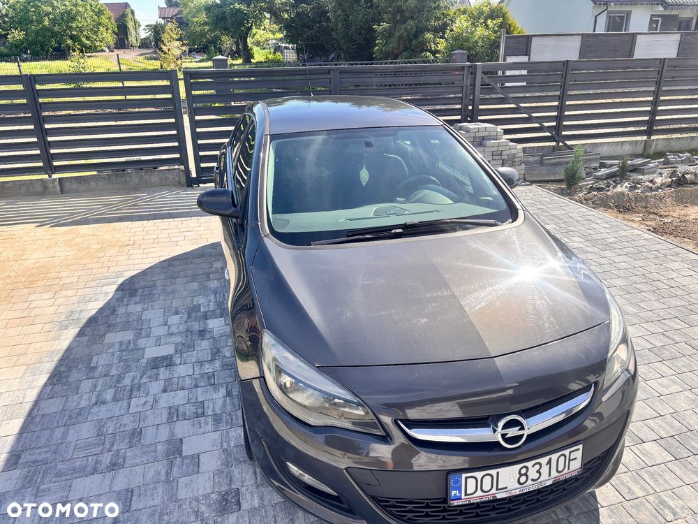 Opel Astra 1.6 Essentia - 12