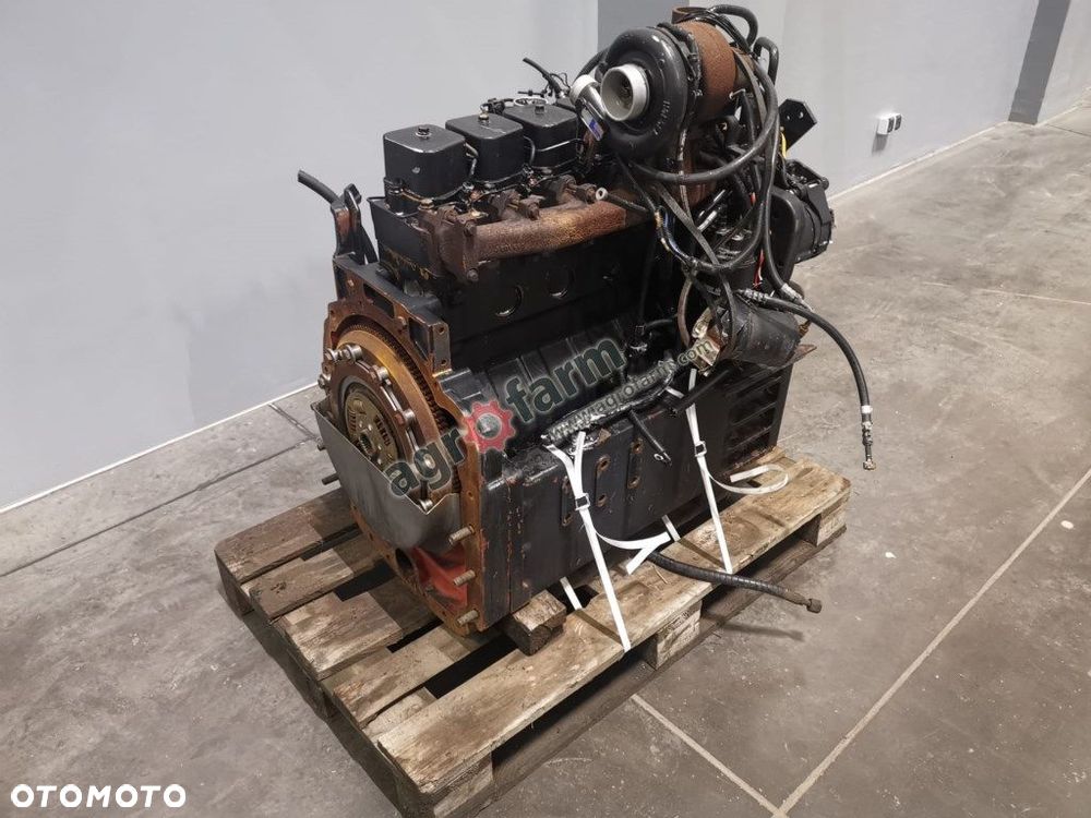 Silnik Case 5150, 5140, B6T-590 Cummins - 3