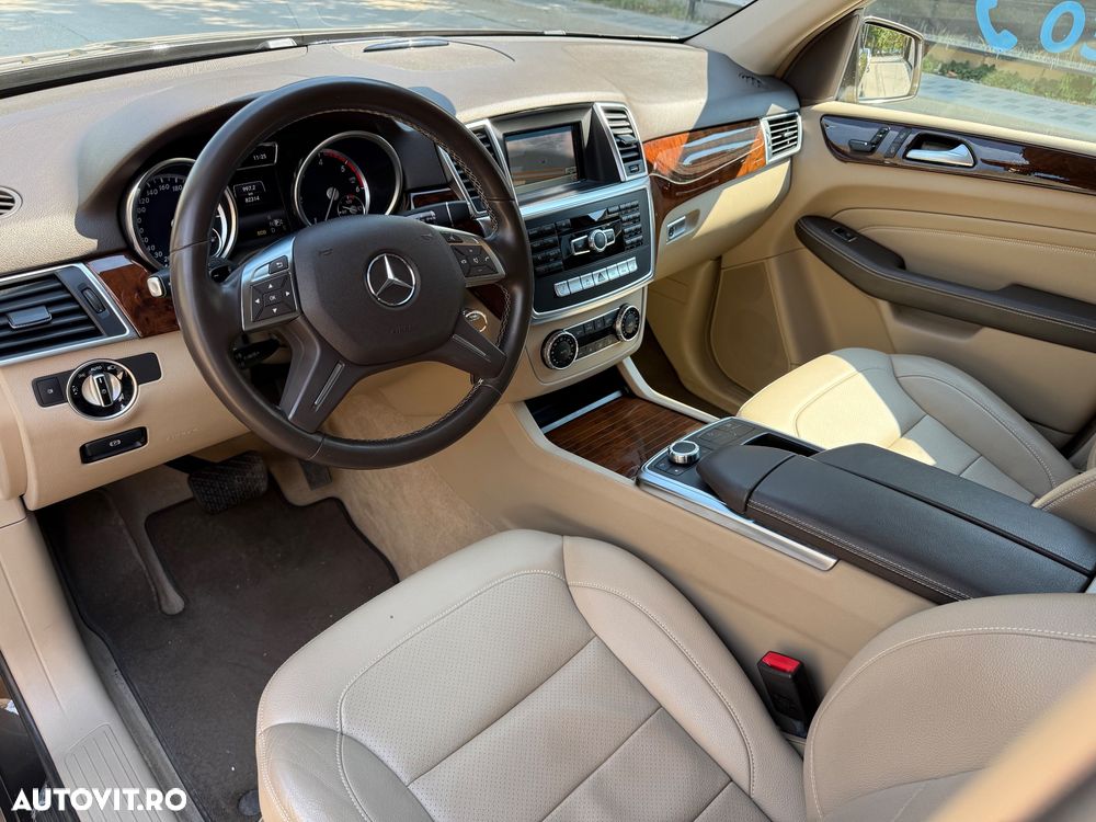 Mercedes-Benz ML - 24