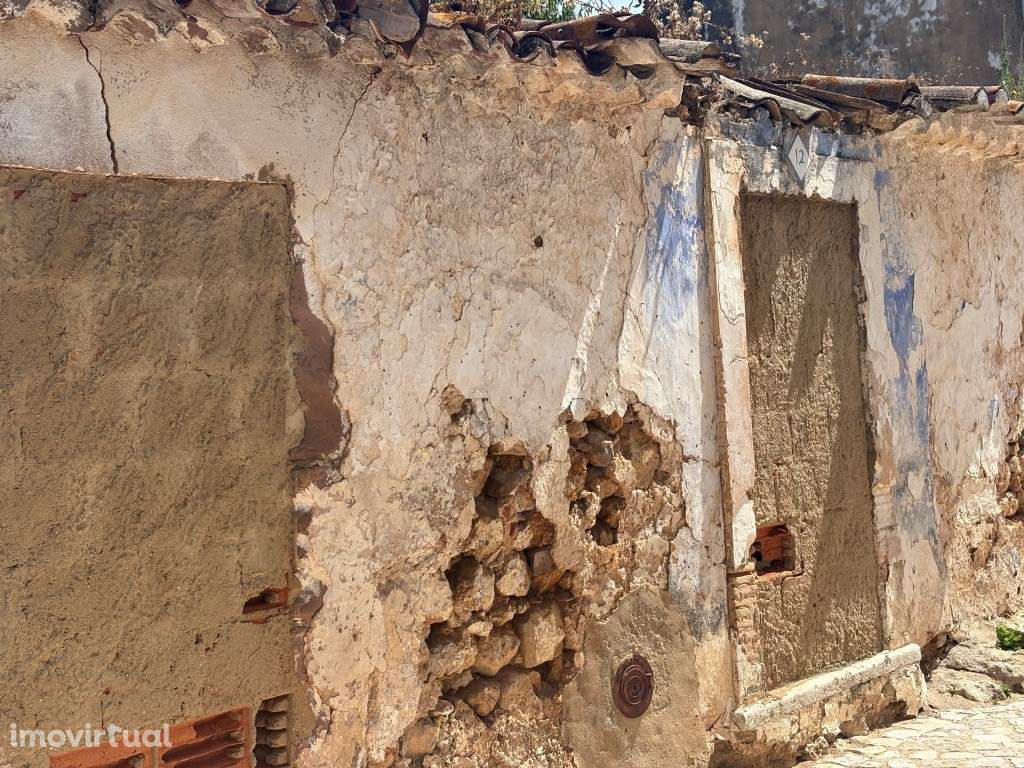 Moradia antiga para recuperar, Benafim, Algarve - Grande imagem: 5/7