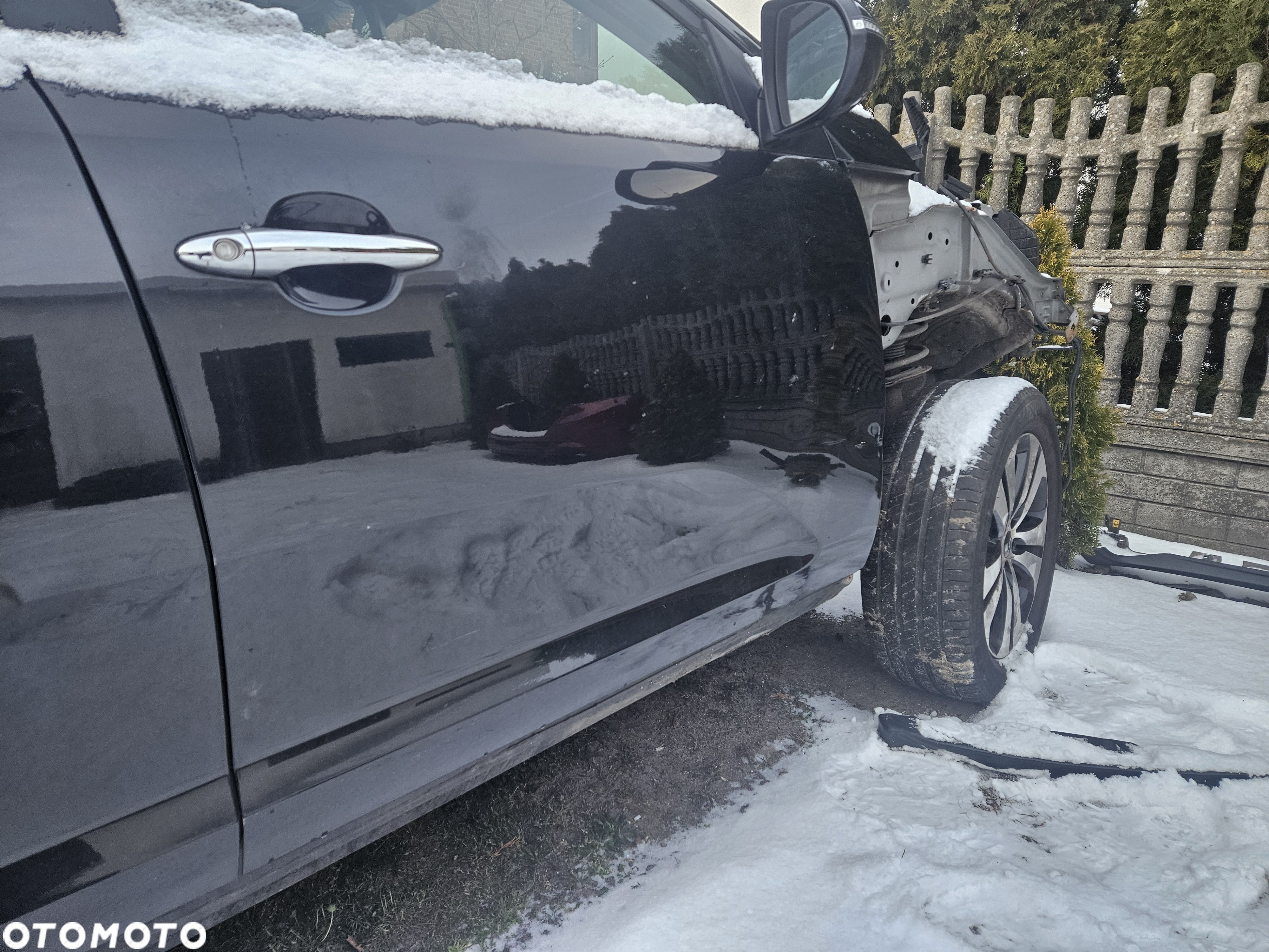Kia Sportage III drzwi przednie prawe 1K - 1