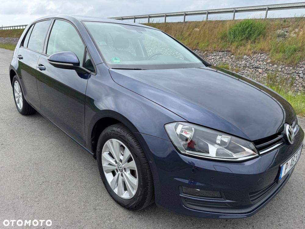 Volkswagen Golf 1.2 TSI BMT Comfortline - 14