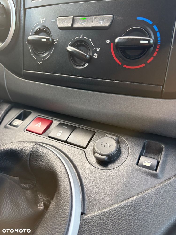 Peugeot Partner BlueHDi 120 Stop&Start Allure - 22