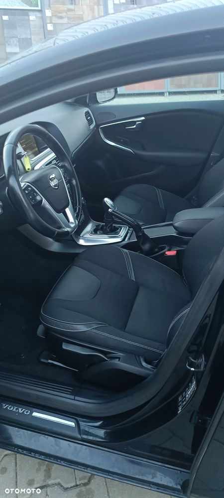 Volvo V40 - 13