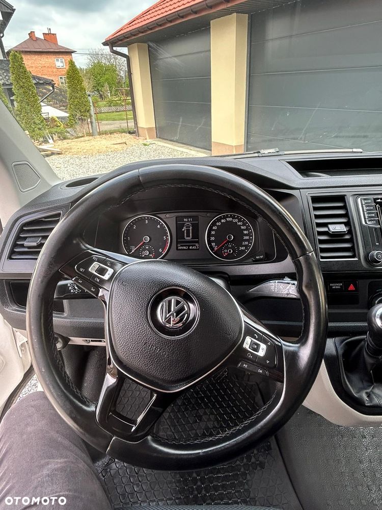 Volkswagen Transporter - 10