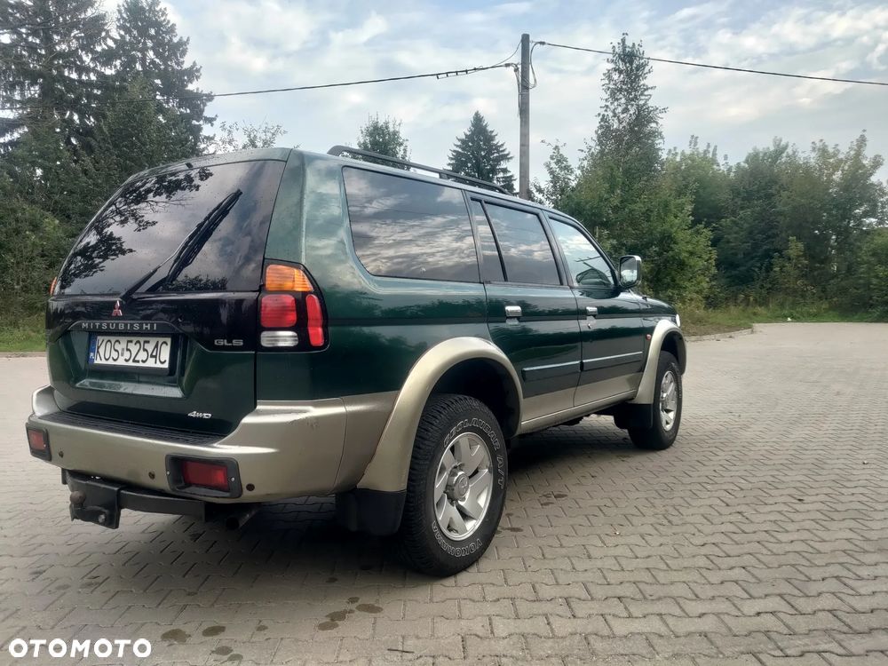Mitsubishi Pajero Sport - 5