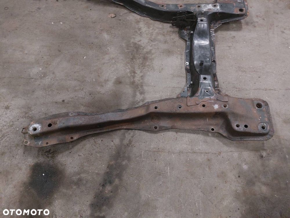 SANKI WÓZEK KOŁYSKA SILNIKA FIAT ULYSSE I LIFT 806 2.0 JTD - 4