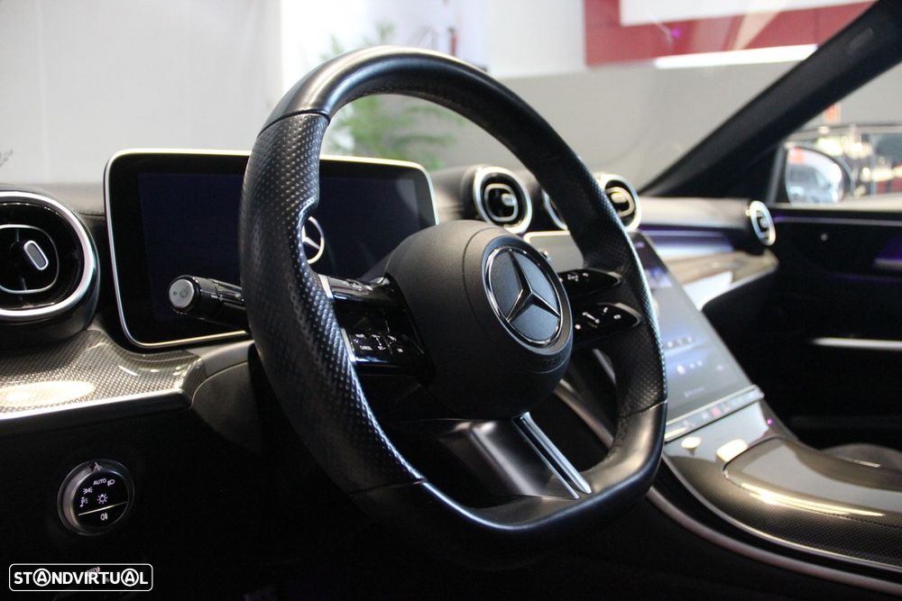 Mercedes-Benz C 300 d AMG Line - 12