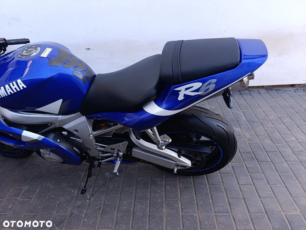 Yamaha R6 - 15