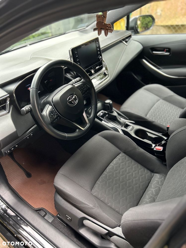 Toyota Corolla - 35