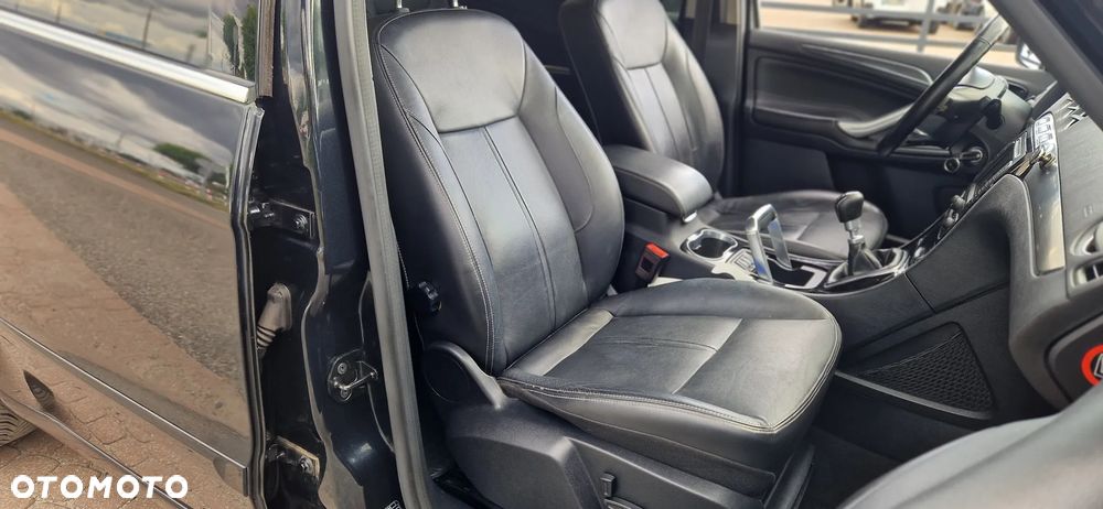 Ford S-Max 2.0 TDCi DPF Titanium X - 12
