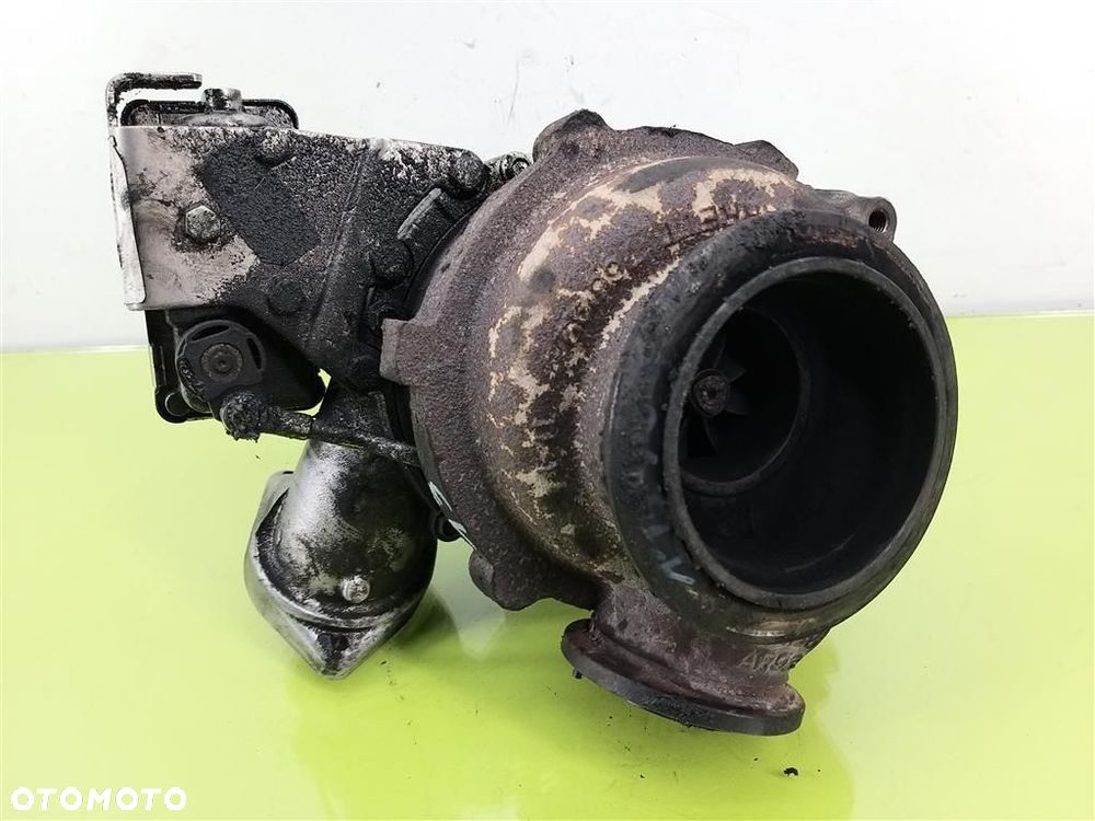 Turbosprężarka turbina BMW Seria 5 E60 E61 2003-2010 3.0D 231KM GT2260V - 3