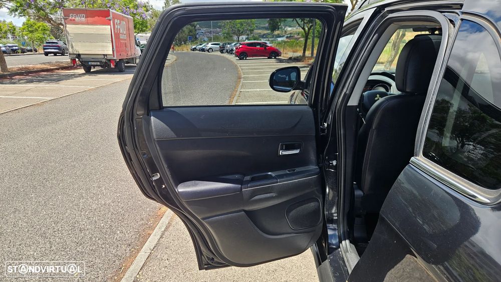 Mitsubishi ASX 1.6 DI-D Instyle Connect Edition - 23