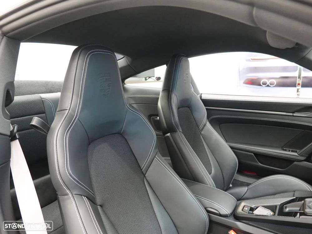 Porsche 911 (992) GT3 Touring Package PDK - 46