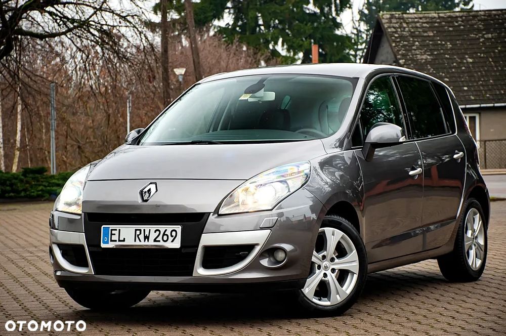 Renault Scenic 2.0 16V Privilege CVT - 7