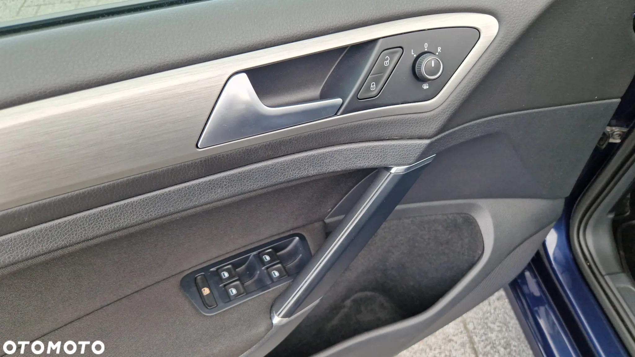 Volkswagen Golf VII 1.6 TDI BMT Comfortline - 19