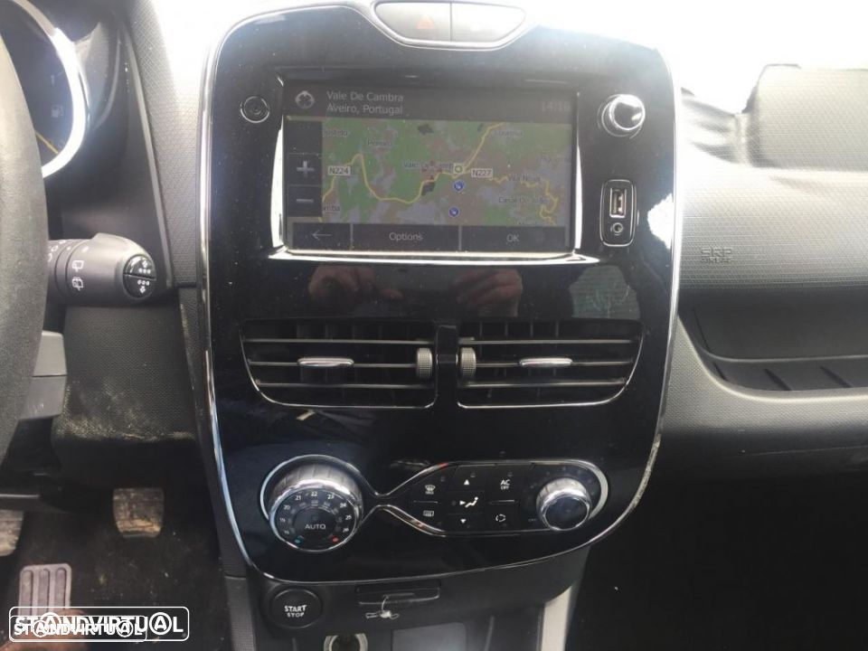 Renault Clio IV 1.5 dci 90cv de 2014 para peças - 2
