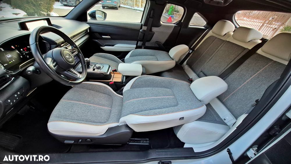 Mazda MX-3 ver-e--skyactiv-exclusive--line - 10