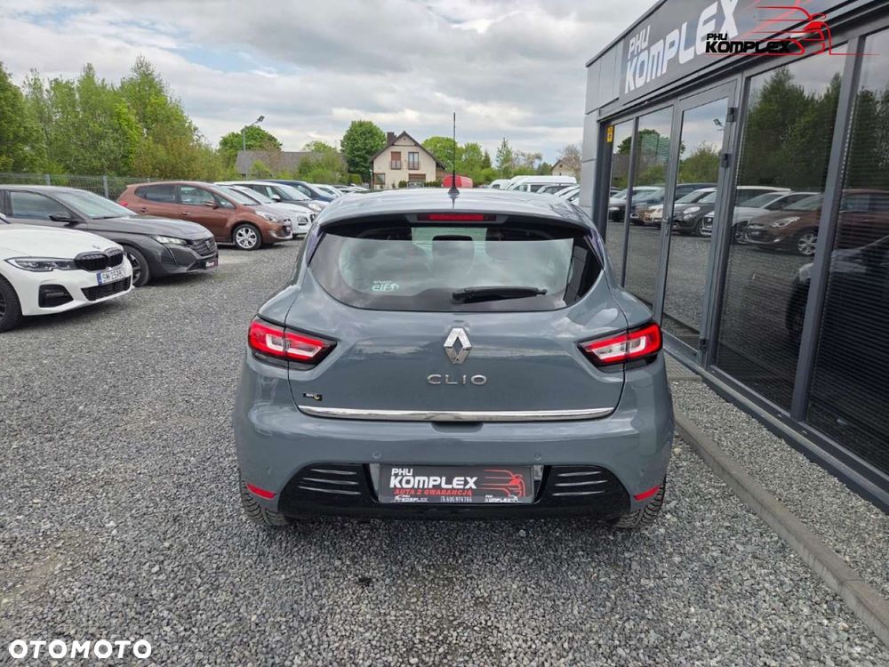 Renault Clio - 6