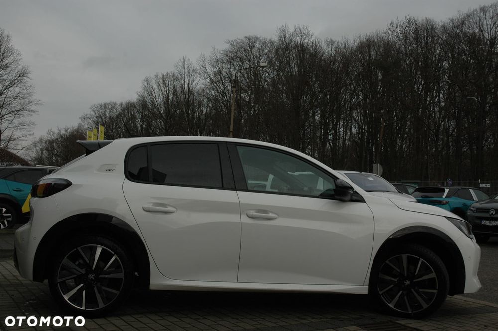 Peugeot 208 1.2 PureTech GT S&S EAT8 - 3