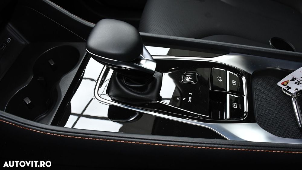 MG HS 1.5 T-GDi 7DCT Exclusive - 20