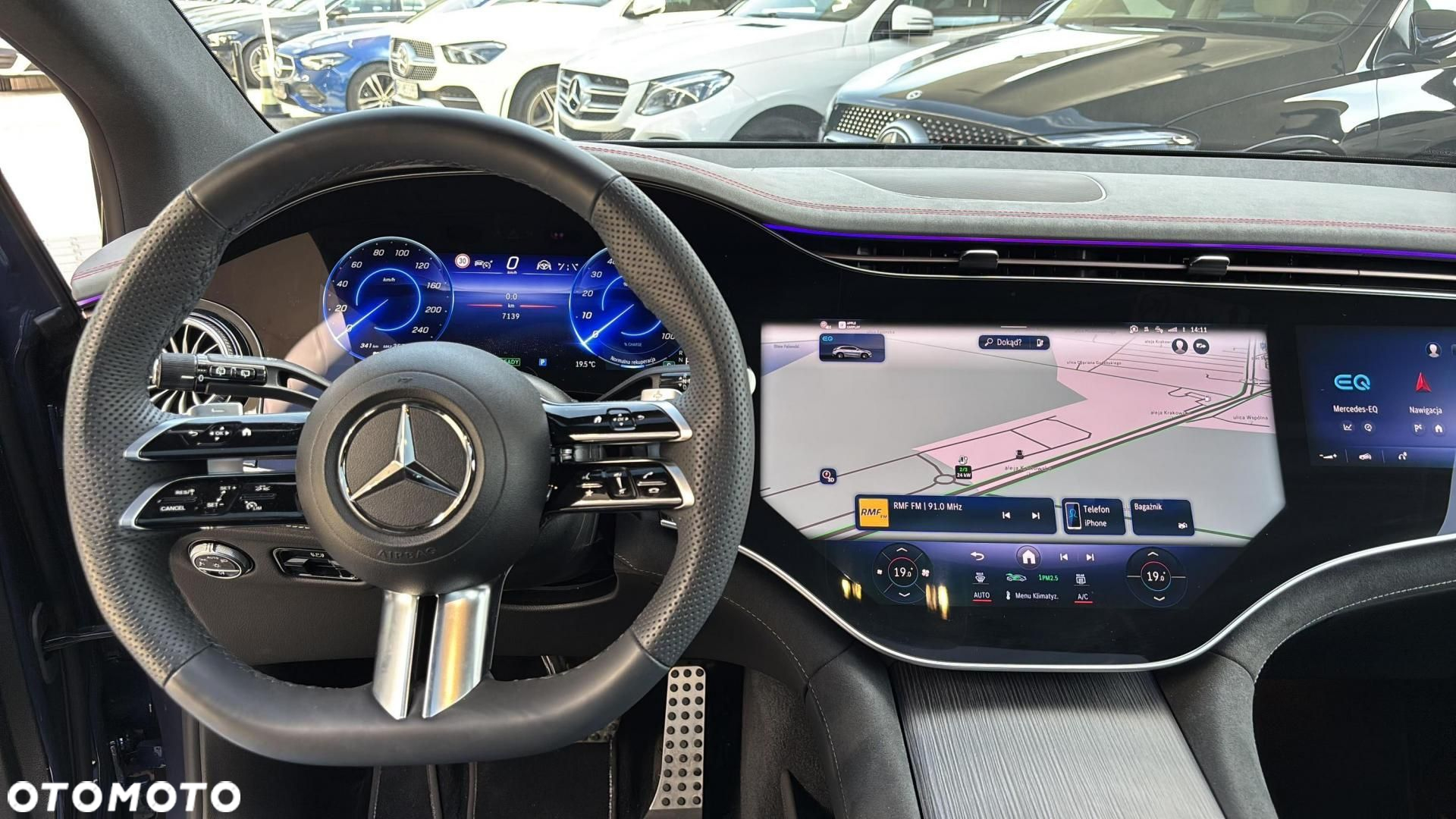 Mercedes-Benz EQE - 13