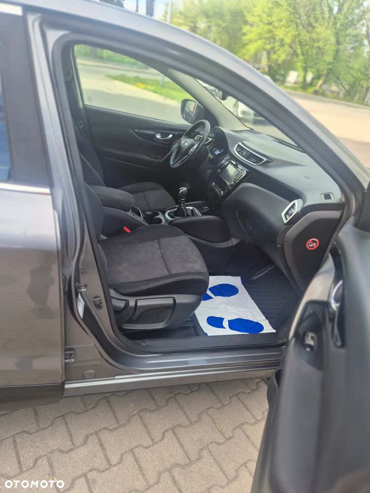 Nissan Qashqai 1.2 DIG-T N-Connecta EU6 - 15