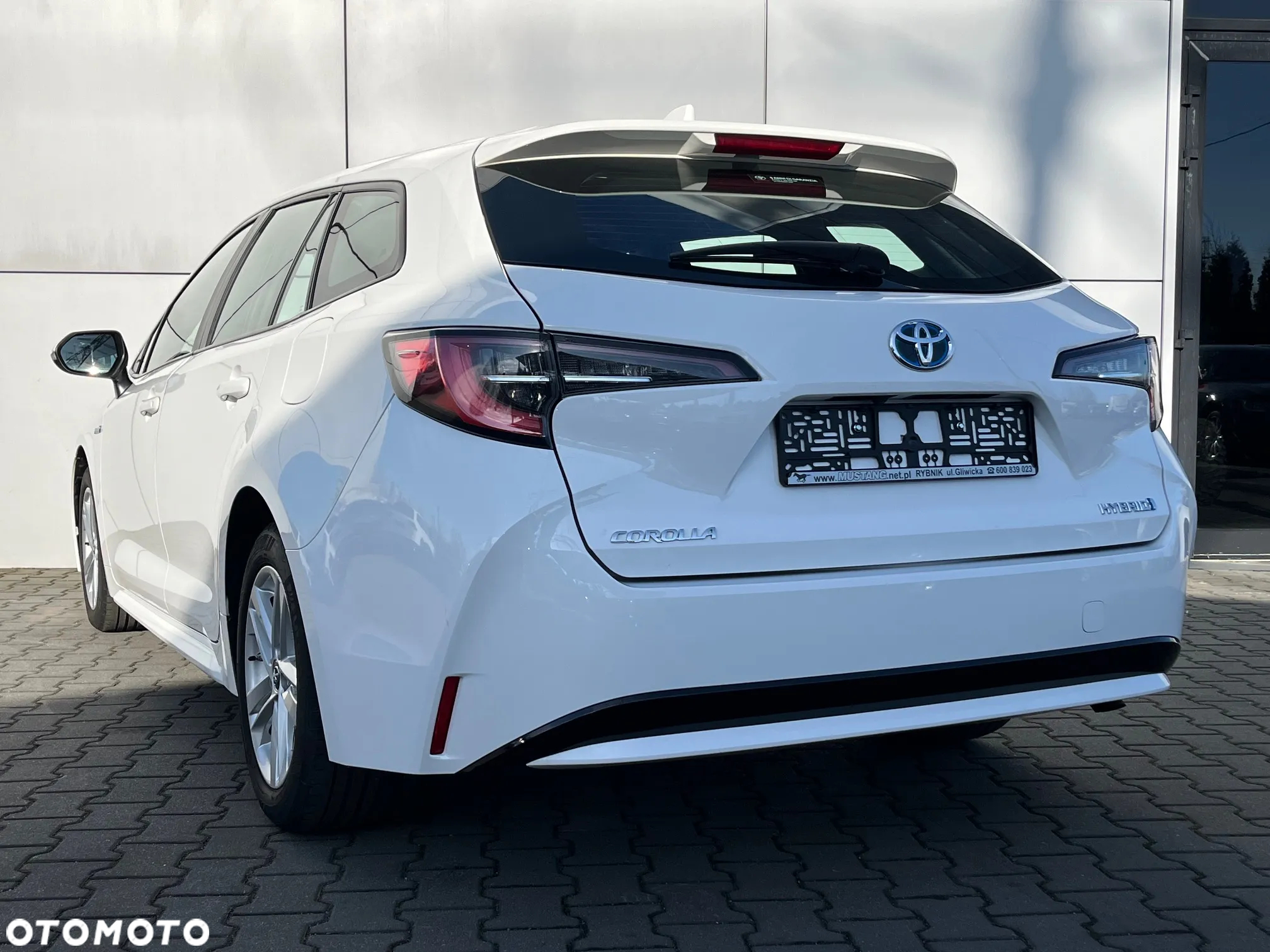 Toyota Corolla 1.8 Hybrid Comfort - 9