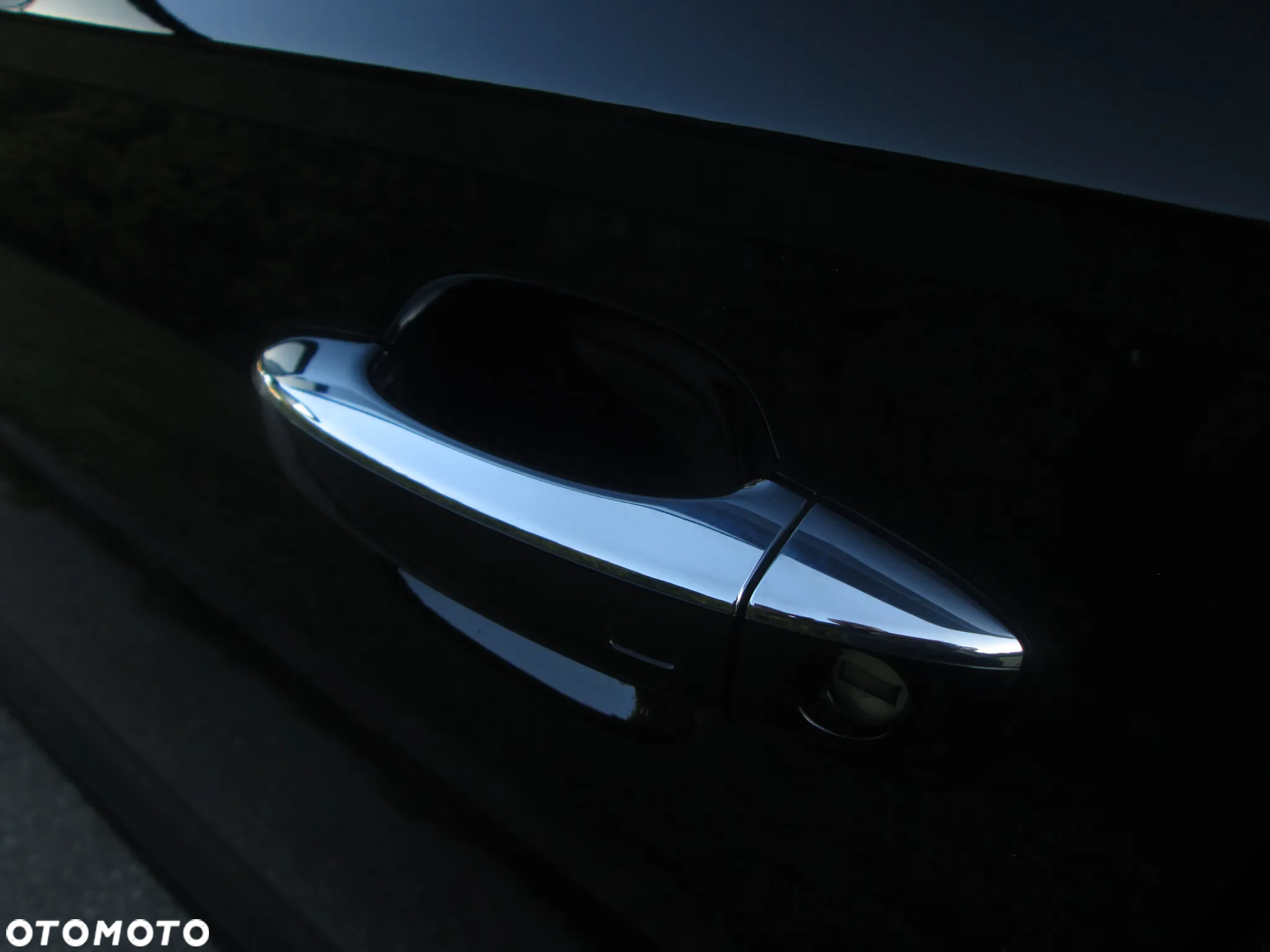 Audi A6 Avant 2.0 TDI quattro S tronic - 8