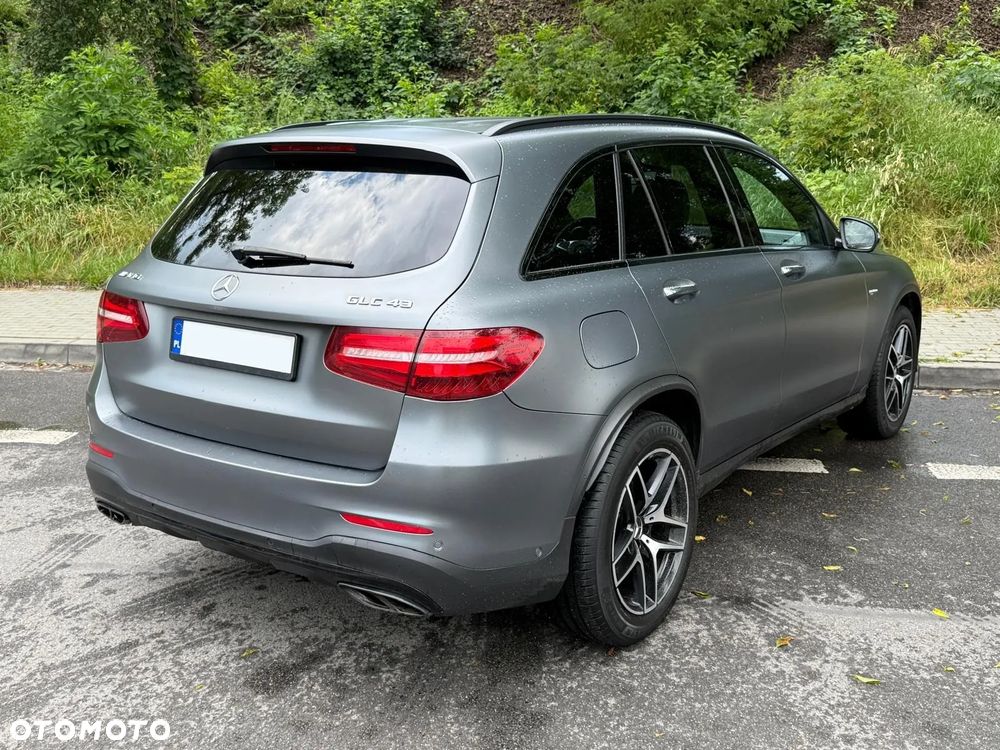 Mercedes-Benz GLC - 3