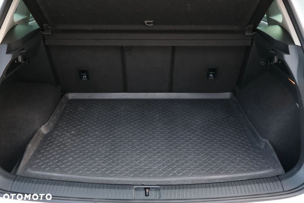 Volkswagen Tiguan 2.0 TDI SCR DSG R-Line - 28