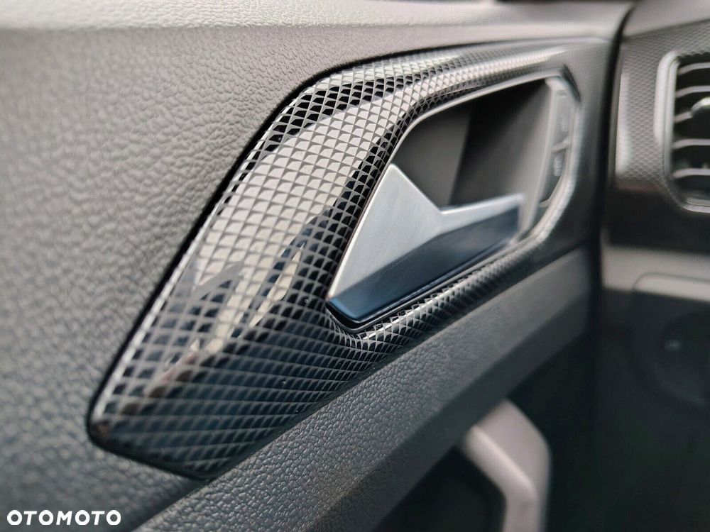 Volkswagen T-Cross - 14