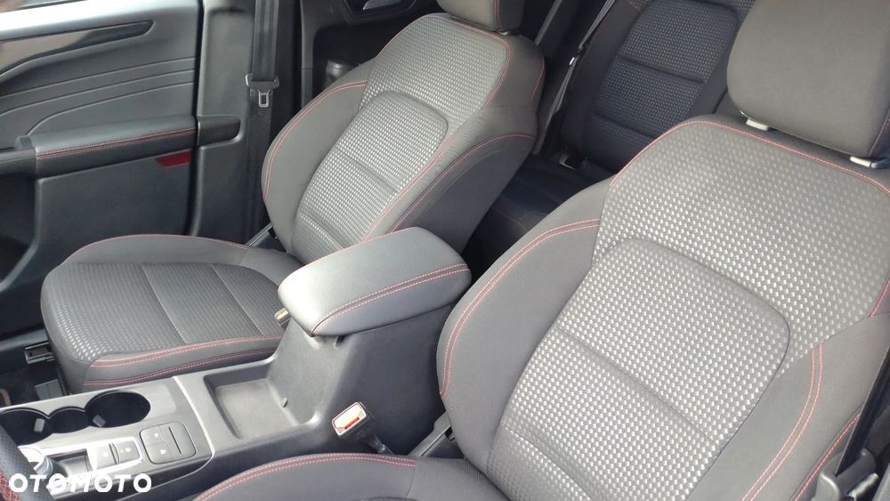 Ford Kuga 2.5 FHEV FWD ST-Line - 19