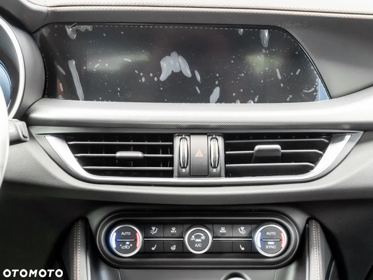 Alfa Romeo Stelvio 2.0 Turbo Intensa Q4 - 35