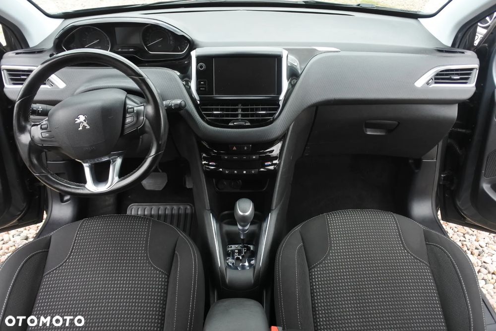 Peugeot 208 PureTech 110 Stop & Start EAT6 Allure - 16