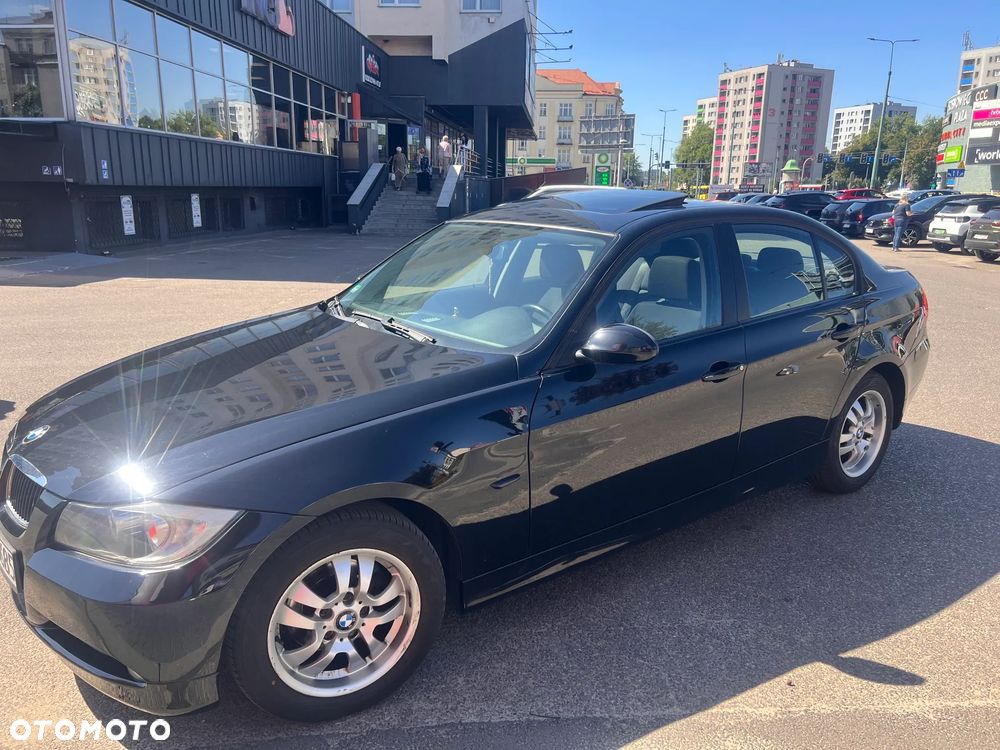 BMW Seria 3 318i - 3