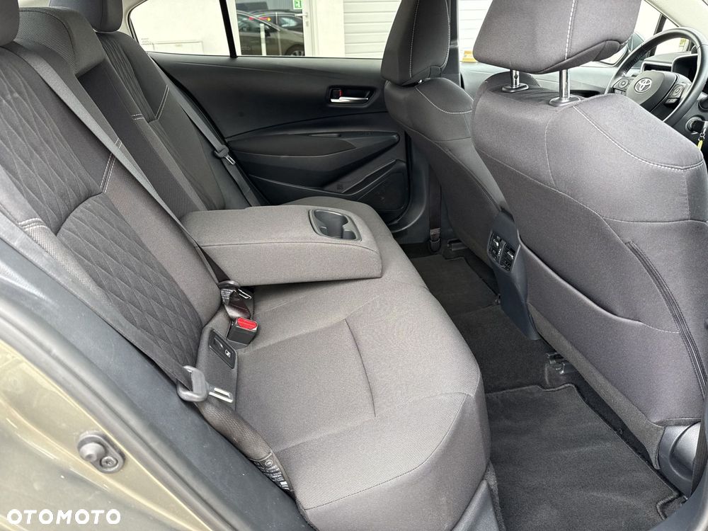 Toyota Corolla - 8