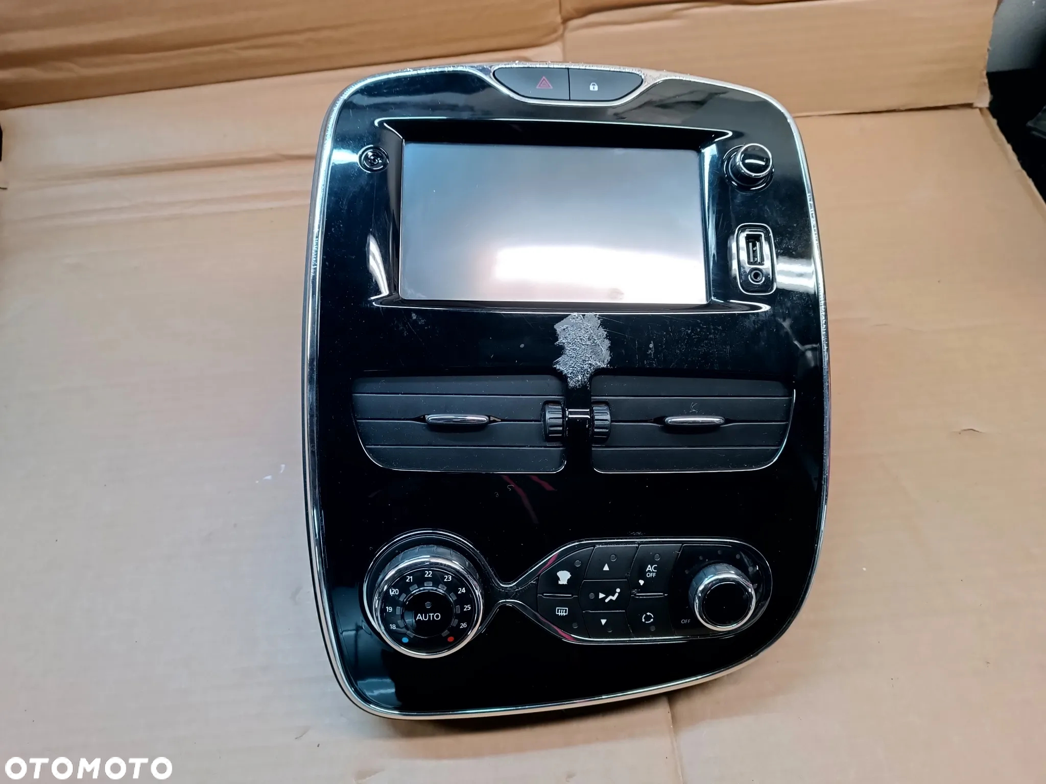 RADIO NAWIGACJA GPS WYŚWIETLACZ RAMKA RENAULT CLIO IV - 3
